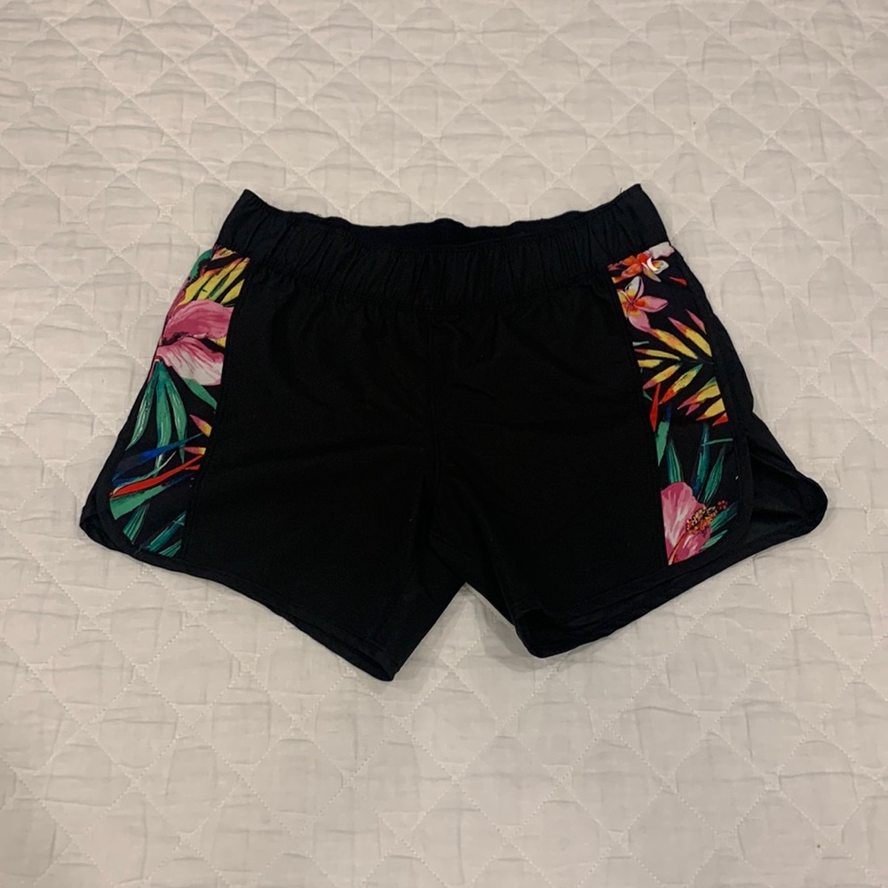 Athletic shorts